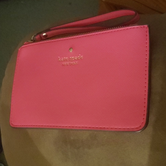 kate spade Handbags - Kate Spade Wristlet